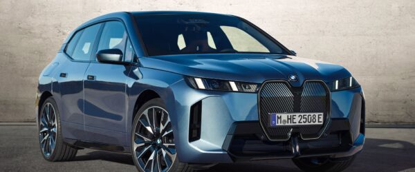 Tesla — carro elétrico