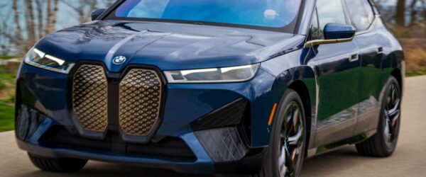 Tesla — carro elétrico