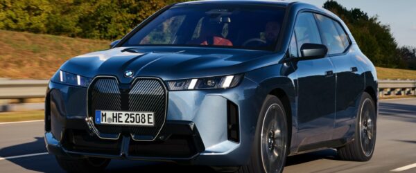 Tesla — carro elétrico