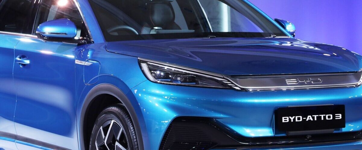 BYD King vs BYD Song Plus DM-i: Qual Híbrido Leva a Melhor?
