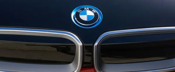BMW iX5: 845 km de autonomia e recarga rápida – o novo padrão elétrico