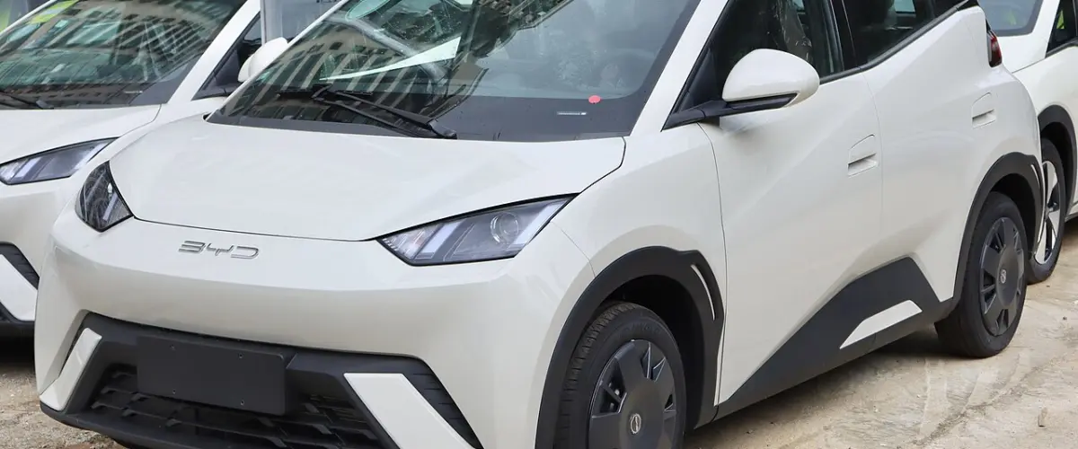 BYD Dolphin Mini vs Dolphin: Qual o Melhor Hatch Elétrico?