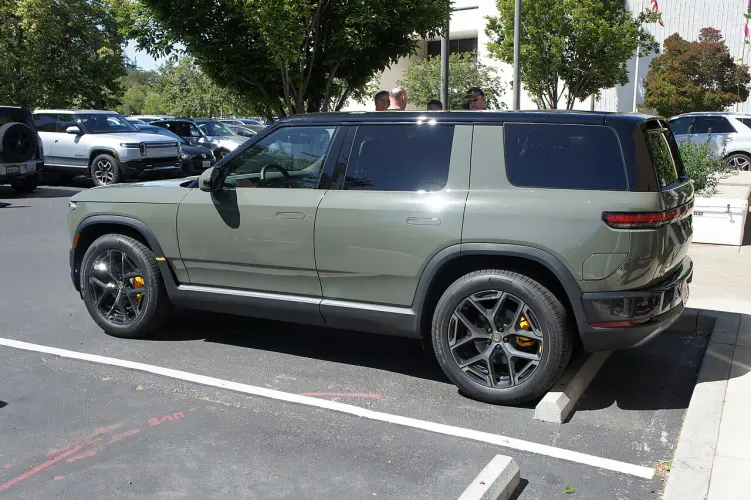 Rivian R2: Guia Completo do Elétrico 2026