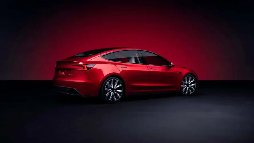 Trocar Carro a Combustão por Elétrico em 2026: 10 Motivos que Compensam