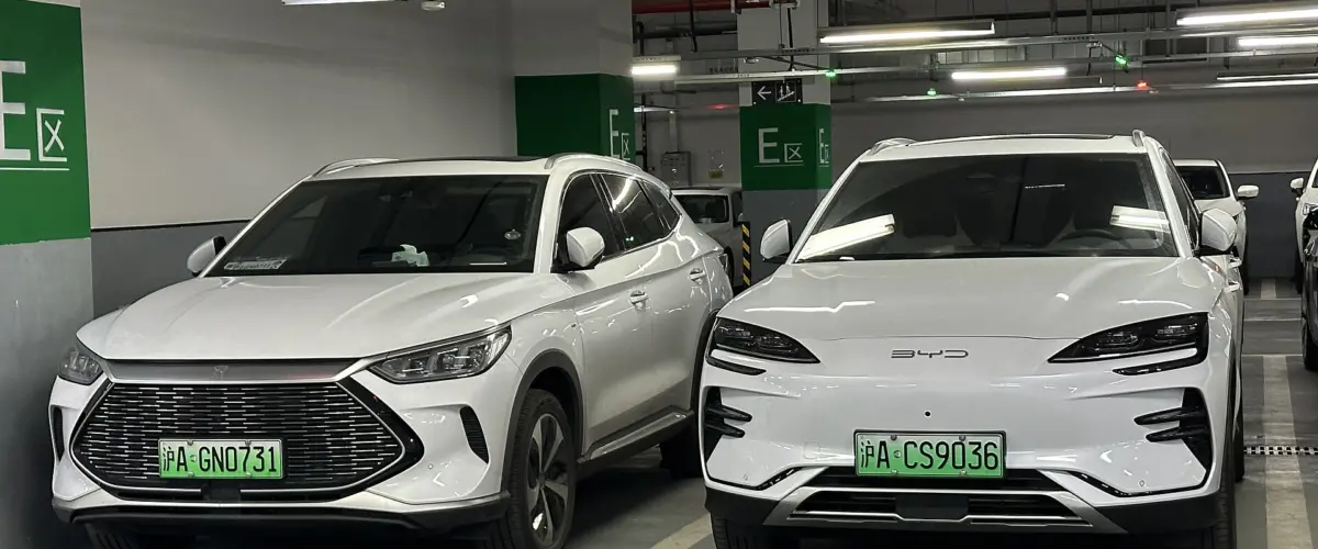 BYD Song Plus DM-i vs Leapmotor B10: Qual Comprar em 2026?