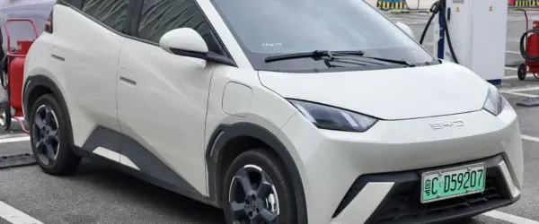 BYD Datang: SUV Premium com 150 Mil Pré-vendas e a Revolução da Bateria Blade de Segunda Geração