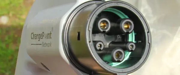 Tipos de Conectores e Tomadas de Carro Elétrico no Brasil