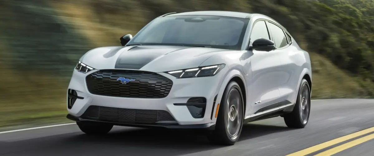 Ford Mustang Mach-E: o fim de um SUV elétrico e a nova era de EVs acessíveis