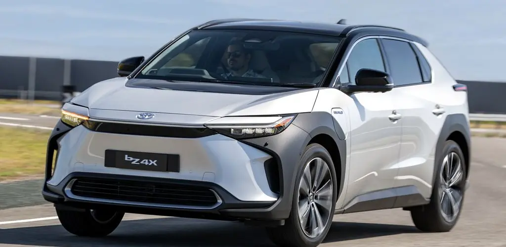 Toyota bZ4X vs Audi Q6 e-tron: Qual Elétrico Comprar em 2026?