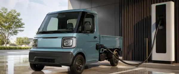 Caminhão elétrico minúsculo promete recarga de 400 kW