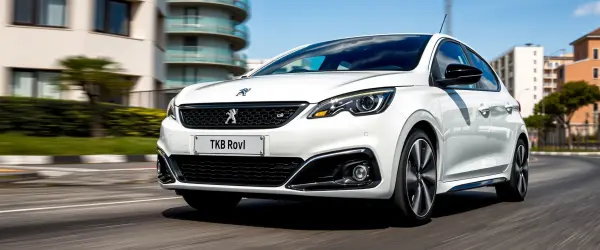 Peugeot E-208 GTi: o hatch elétrico de 280 cv que resgata o lendário GTi