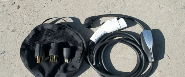 V2L no BYD: como usar a bateria do carro para alimentar aparelhos