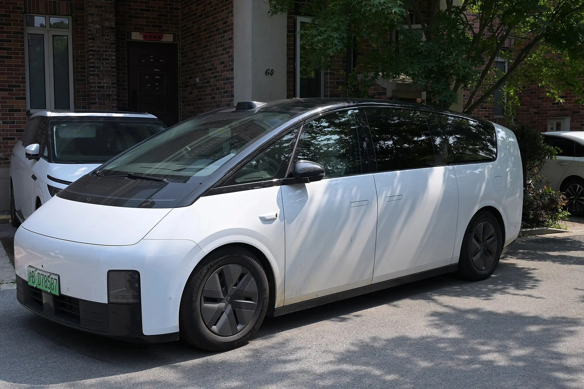 Li Auto Mega 2026 — foto real 2026 — foto real