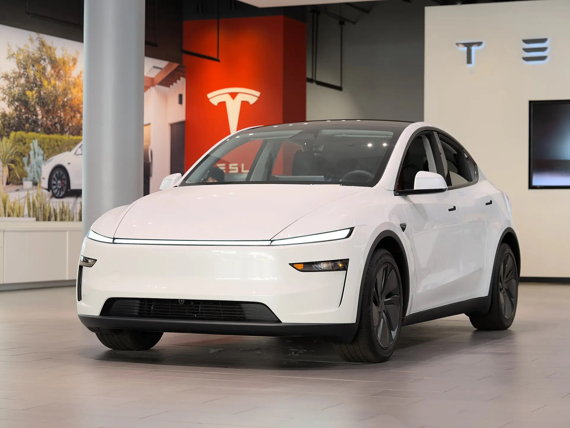 Tesla Model Y 2026 — foto real 2026 — foto real
