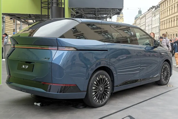 BYD Han vs XPENG X9: Qual Elétrico Comprar em 2026?