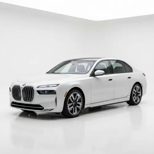 Novo BMW Série 3 elétrico é flagrado em testes no Brasil e pode chegar em 2027
